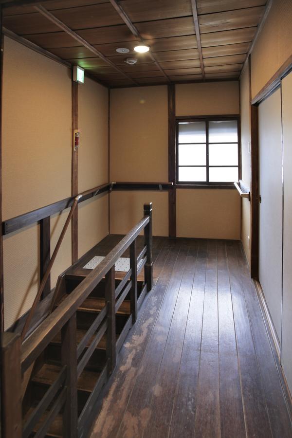 Kiyomizuan: Traditional Kyoto Machiya with Modern Renovations Exterior photo